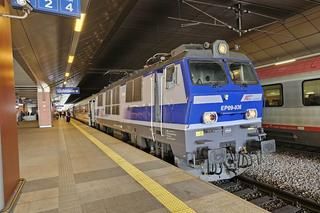 Miał być pociąg panoramiczny, przyjechał zwykły [GALERIA]