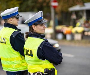 Policjanci na drogach przed 1 listopada. Będą kierować ruchem