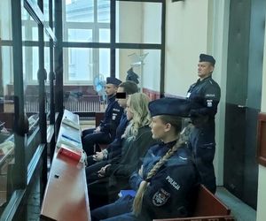 Piotrków Tryb. Druga rozprawa w procesie Sebastiana M. Kierowcy BMW odczytano akt oskarżenia [ZDJĘCIA].