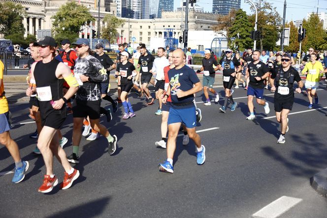 Uczestnicy 46. edycji Nationale-Nederlanden Maratonu Warszawskiego