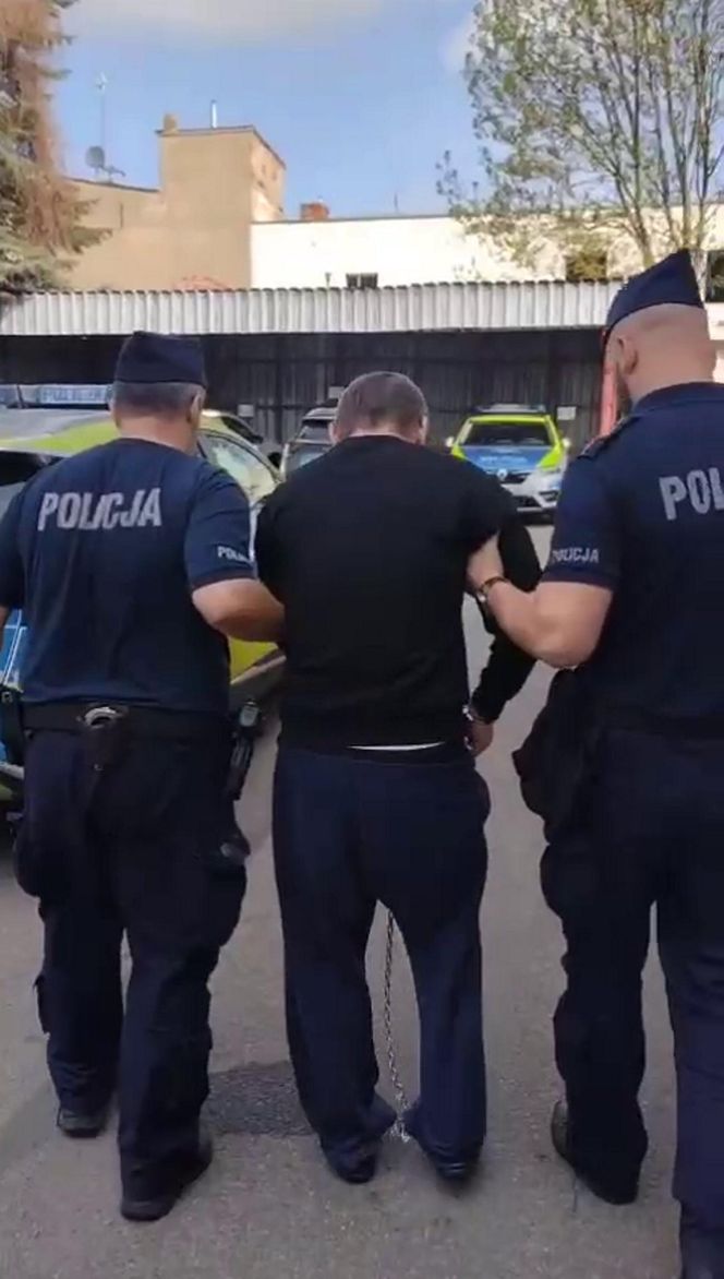Wtargnął z siekierą do mieszkania