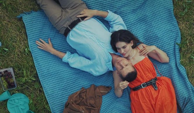 M jak miłość, odcinek jubileuszowy. Franka (Dominika Kachlik), Paweł (Rafał Mroczek)