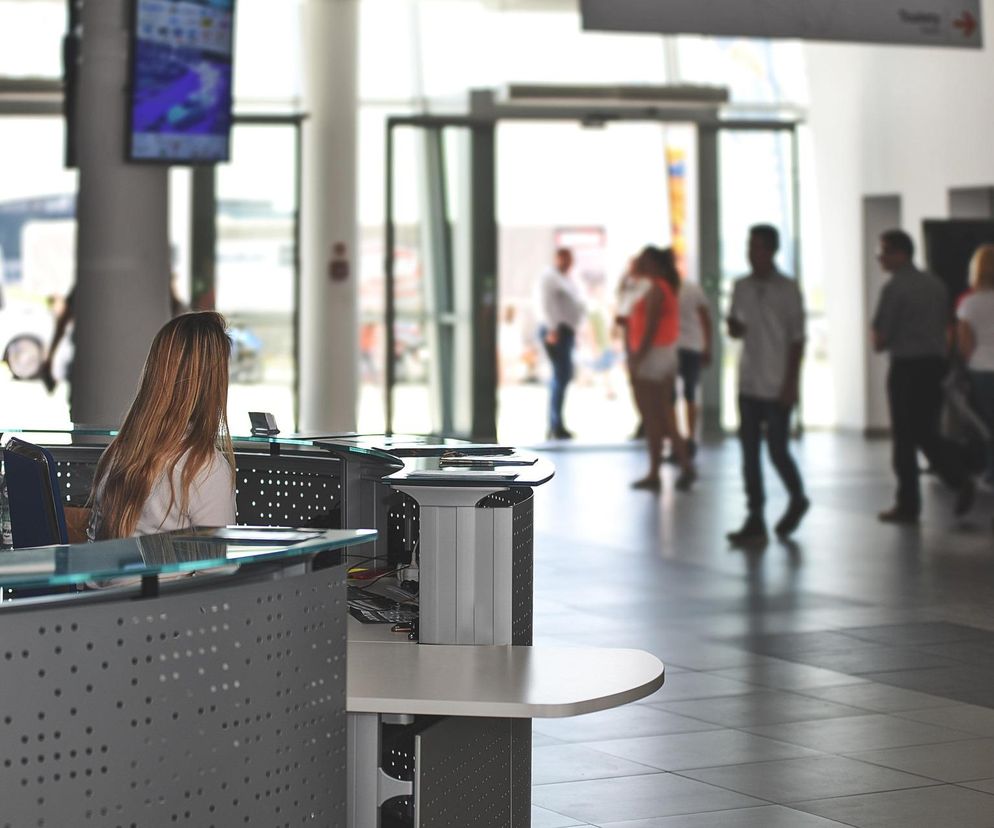 Duży bank wychodzi z Polski. Zniknie do końca tego roku, 1600 osób straci pracę