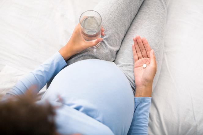 Jod w ciąży - zapotrzebowanie, suplementacja, skutki niedoboru