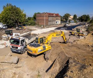 Zamknięcie przejazdu w Gliwicach Łabędach od 1 września. Kierowców i pasażerów czekają duże utrudnienia