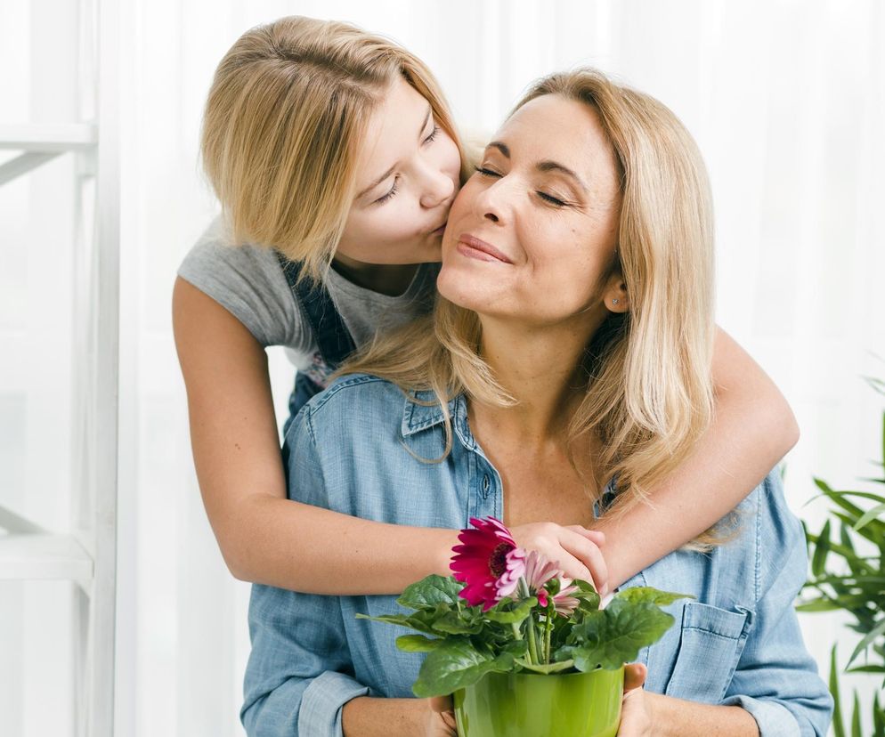 Życzenia na Dzień Matki. Tradycyjne życzenia są najlepsze