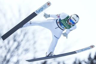 Pogromca polskich skoczków został przyłapany na gorącym uczynku. O tym pocałunku z byłą żoną kolegi mówią wszyscy!
