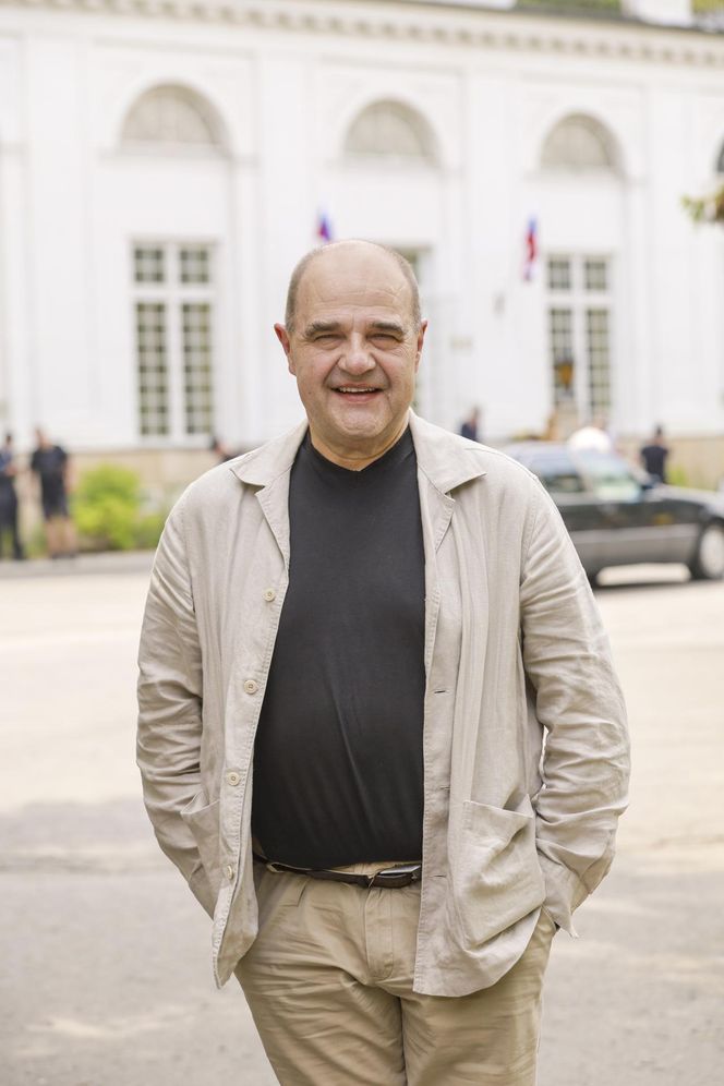 Tak się zmienił Cezary Żak. Wygląda jak bezdomny