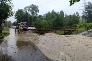 Potężny opad deszczu w Tatrach. Biały Dunajec przekroczył stan ostrzegawczy