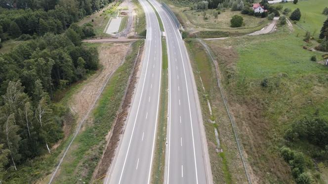 S16 Borki Wielkie Mrągowo jest przedłużeniem dwujezdniowej trasy pomiędzy Biskupcem a Borkami