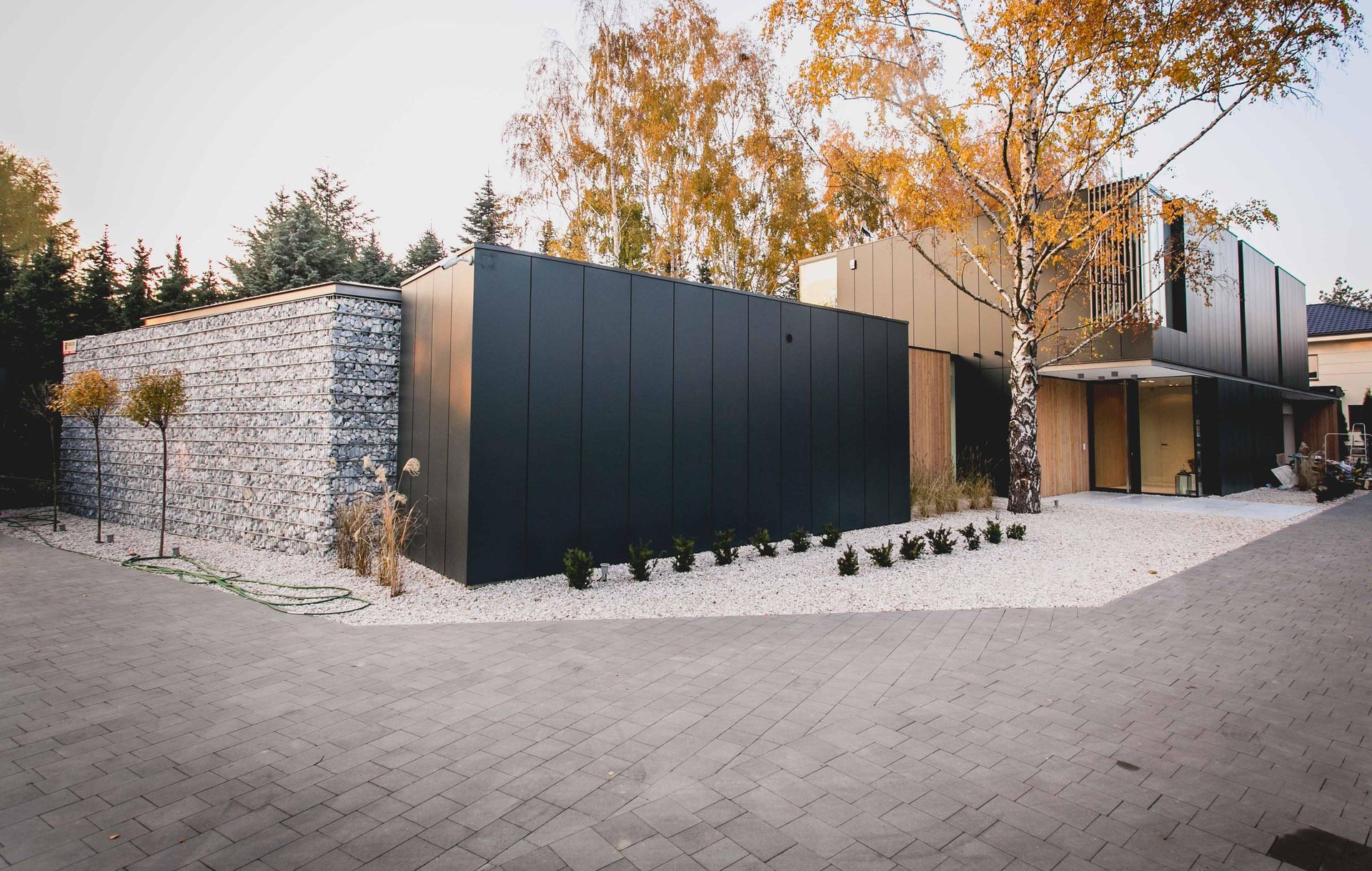 Dom Awers i Rewers na Zielonym Ursynowie