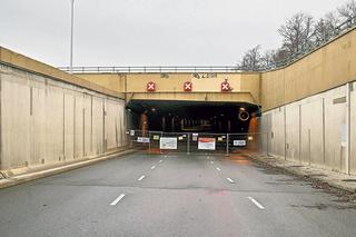 WARSZAWA: Nici z drogowych obietnic! Tunel na Wisłostradzie wciąż zamknięty
