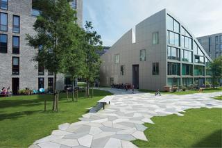 Osiedle jak park w sercu miasta - Funenpark w Amsterdamie