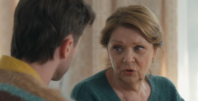 Barwy szczęścia odc. 3251. Cezary (Marcel Opaliński), Natalia (Maria Dejmek), Józefina Rawiczowa (Elżbieta Jarosik)Barwy szczęścia odc. 3251. Cezary (Marcel Opaliński), Józefina Rawiczowa (Elżbieta Jarosik)