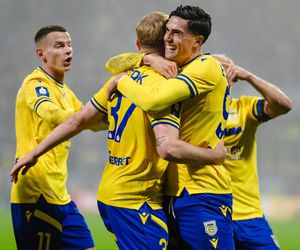 Arka Gdynia - Lech Poznań: Zdjęcia kibiców z meczu 15. kolejki PKO BP Ekstraklasy