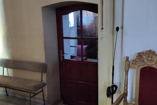 Ukryta kamera w zakrystii