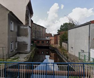 To miasto nazywane jest Małą Wenecją Północy. Można doliczyć się tu kilkunastu mostów
