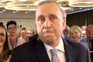 Kolega Schetyny z PO apeluje: Grzegorz, prowadzimy auto, nie myślimy o polityce!