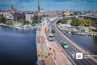 Beton leje się hektolitrami. Remont Trasy Zamkowej nabiera rozpędu
