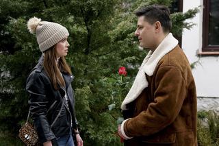 Barwy szczęścia odc. 2094. Tomek (Tomasz Błasiak), Mariola (Agnieszka Mrozińska)