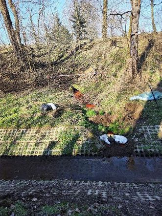 Wątok w Tarnowie stał się czerwony jak cegła. Sprawą zajmie się prokuratura