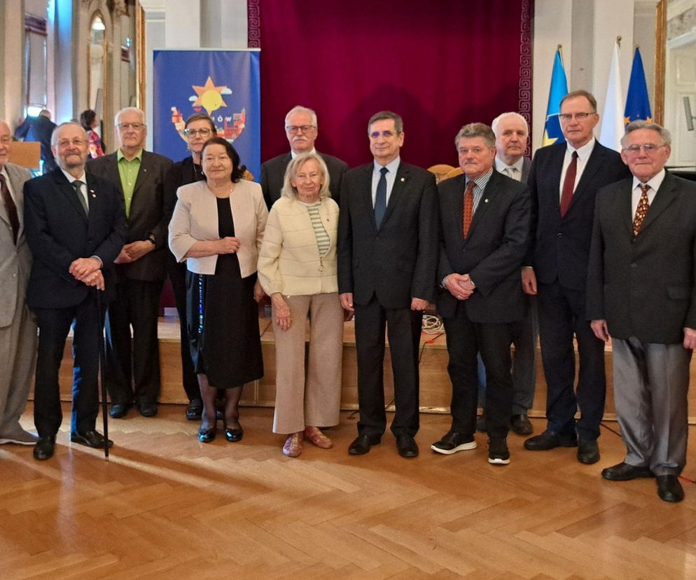 Ponownie zasiedli przy Wałowej 10. Radni pierwszej kadencji na sesji Rady Miasta Tarnowa