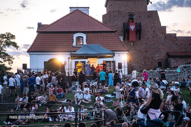 Co roku turniej rycerski na Zamku w Liwie przyciąga coraz większą rzeszę odbiorców