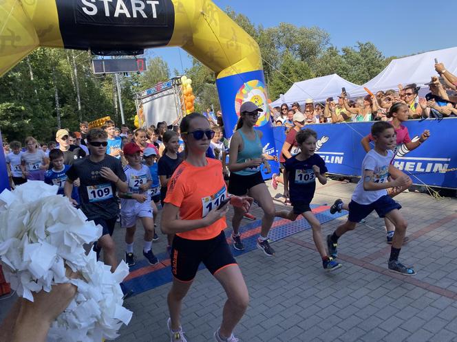 Kilometry Pomocy Michelin 2024. Sportowe emocje na plaży miejskiej w Olsztynie. Zobacz zdjęcia!