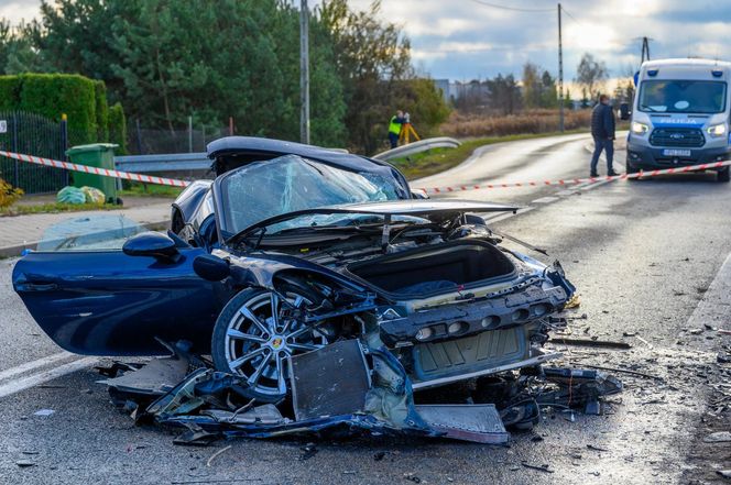 Śmiertelny wypadek na DW 184 w Mrowinie