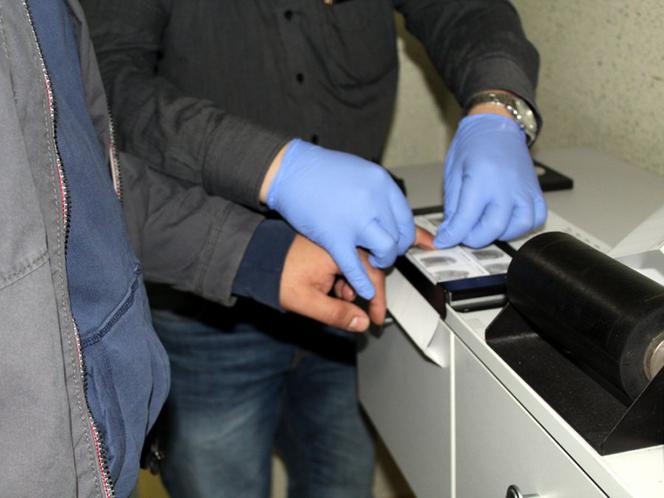 Miał wyczyścić prostytutce akwarium. Zażądała SEKSU. Udusił ją paskiem