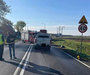 Śmiertelny wypadek pod Gnieznem! Kobieta zginęła pod kołami ciężarówki