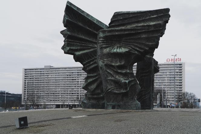 Superjednostka w Katowicach - zdjęcia. Zobacz jeden z największych bloków w Polsce