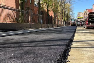 Asfalt na Racławickiej w Lesznie 