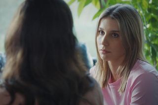 M jak miłość, odcinek 1838. Justyna (Magdalena Wieczorek), Kasia (Paulina Lasota)