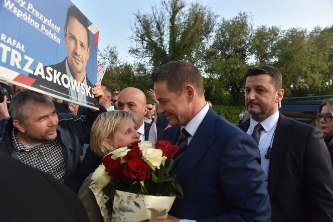 Rafał Trzaskowski, Sławomir Mentzen