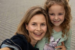 	Na dobre i na złe odc. 938. Adela (Weronika Kurek), Kinga (Magdalena Kumorek)