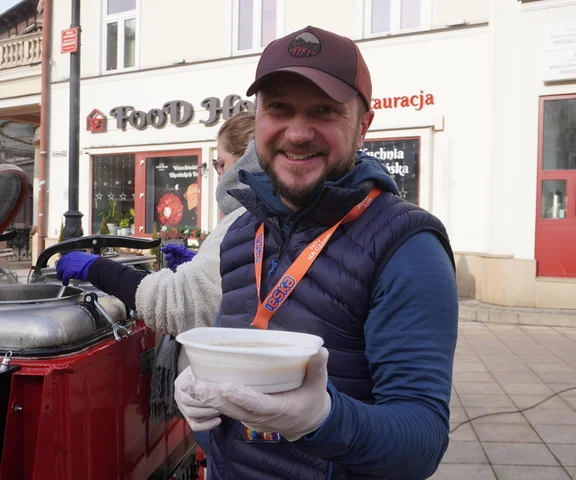 Rozgrzej się z ESKĄ podczas finału WOŚP! Pyszny żurek za datki