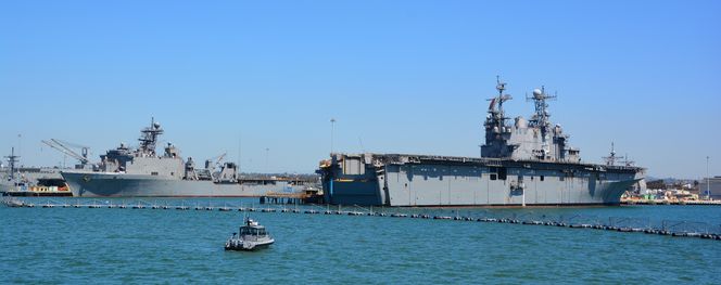 Okręt desantowy USS New Orleans (LPD-18)