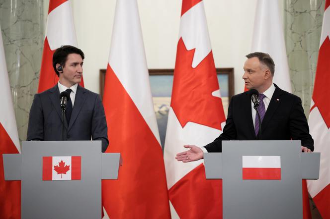 Premier Kanady w Warszawie: wprowadzamy środki umożliwiające Ukraińcom szybsze przybycie do Kanady