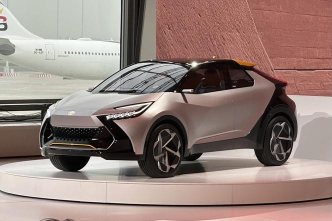 Toyota C-HR Prologue