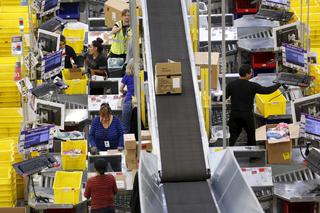 Amazon opatentował… klatki dla pracowników