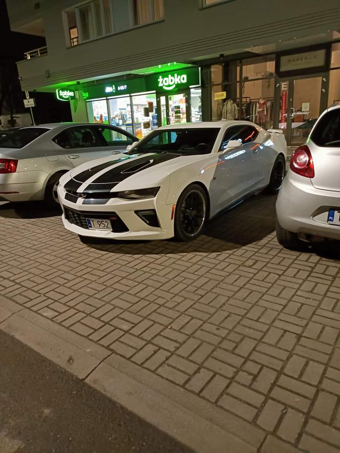 Maybach, Porsche, Lamborghini ..takie auta na świętokrzyskich drogach. Są też w Starachowicach