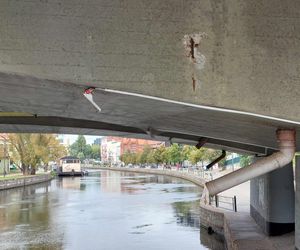 Most Bernardyński w Bydgoszczy jest częściowo zamknięty. Awarii podobno wcześniej nie dało się wykryć