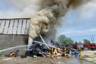 Pożar składowiska odpadów wielkogabarytowych w Tarnowie - 23.05.2023r.