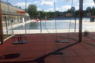 Pływalnia przy Sobolowej w Łodzi