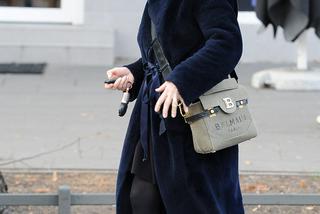 Monika Olejnik. Na spacerze z torebką za 6000zł