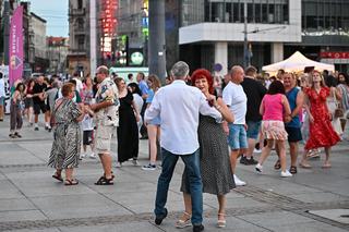 Potańcówka na katowickim rynku