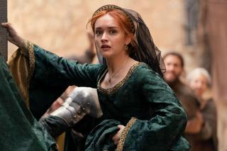 Olivia Cooke jako królowa wdowa Alicent Hightower.