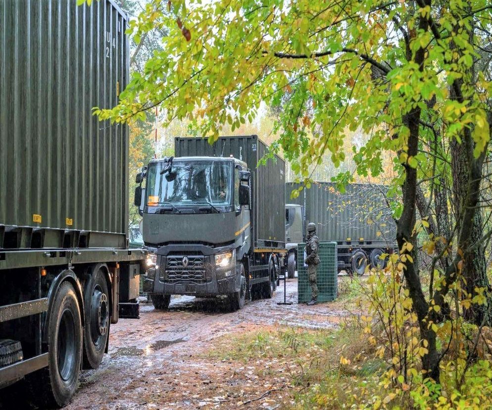 Uwaga kierowcy.  Na drogach będą pojawiać się wojskowe pojazdy
