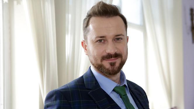 M jak miłość odc. 1431. Krystian (Paweł Ciołkosz)